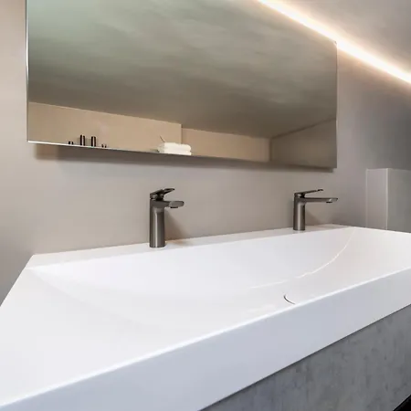 Balbi Deluxe Apartman *