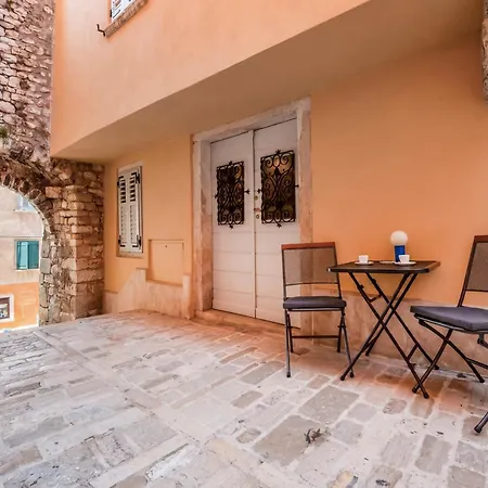 Apartman Balbi Deluxe *